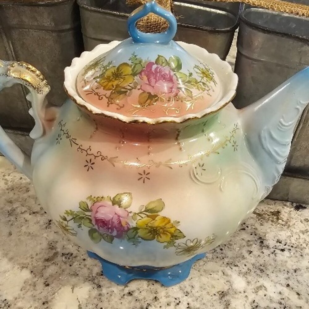Norcrest Japan Porcelain Full Size Teapot Tea Pot Floral Blue Pink Gold Trim EUC